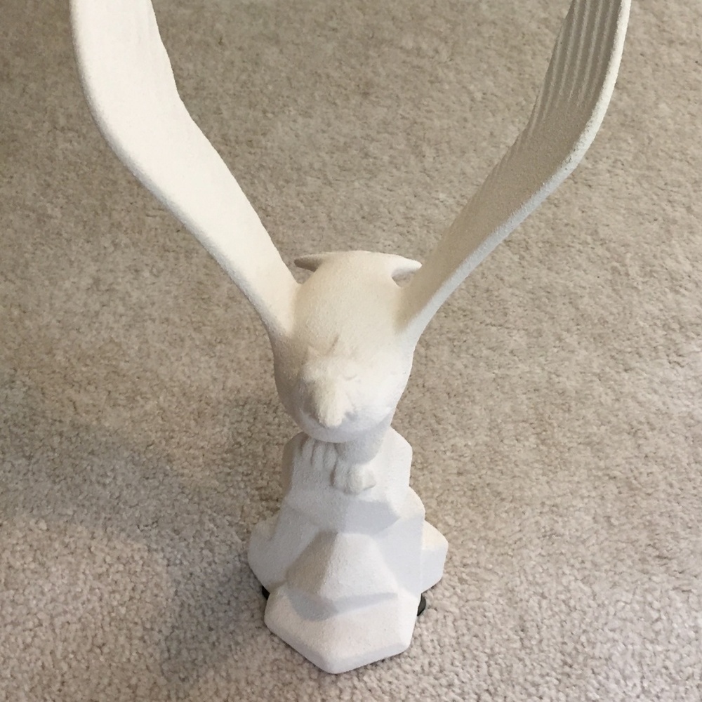 Collectible Royal Haegar Hawk Bird Pottery Statue